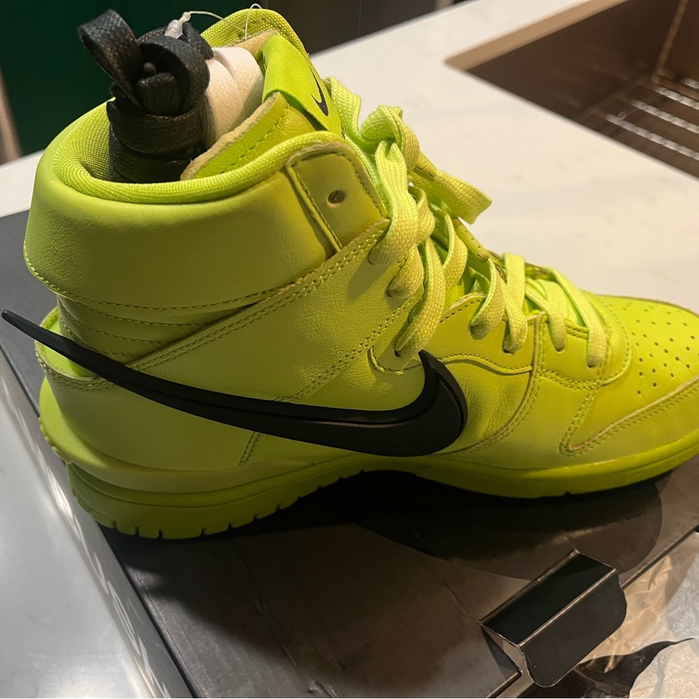 New Ambush x Nike Dunk High 'Flash Lime with Box men size 7.5 women 9 - Picture 7 of 11